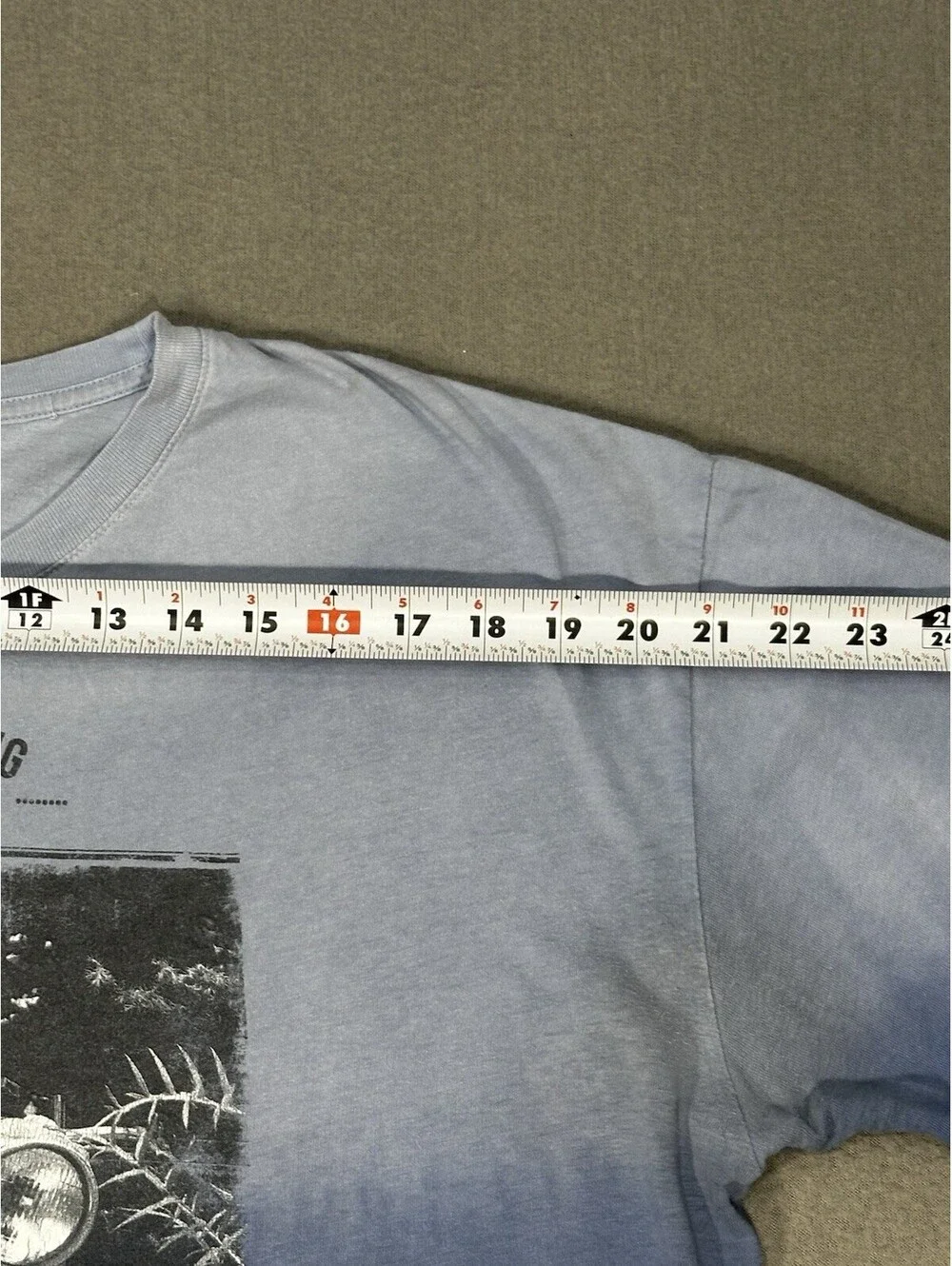 Men’s Levi’s Graphic T-Shirt – Motorcycle / “Built Strong” – Blue Ombre – XL